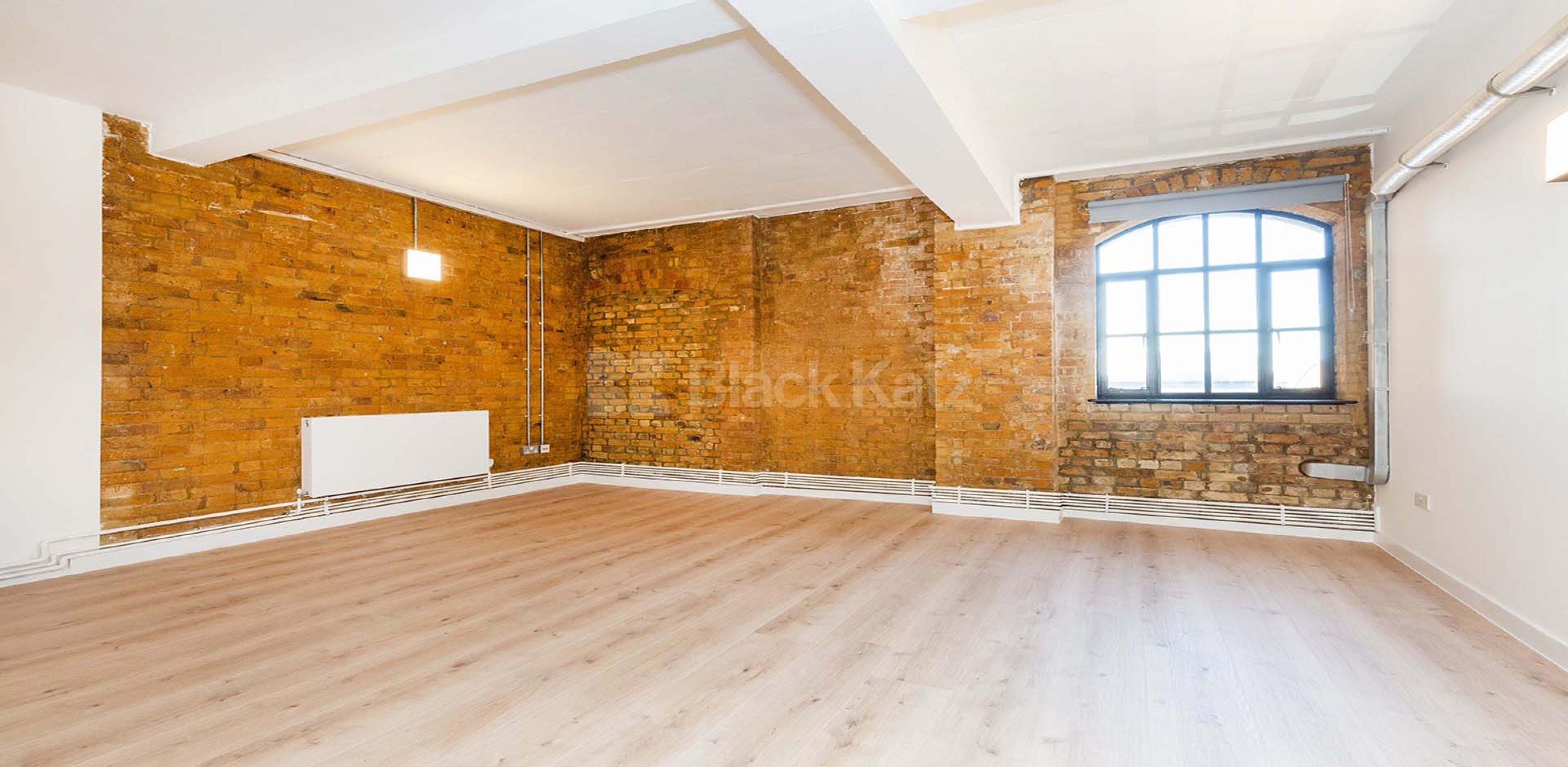 			2 Bedroom, 1 bath, 1 reception Apartment			 SPRINGFIELD HOUSE LOFTS-TYSSEN STREET, DALSTON/HAGGERSTON E8
